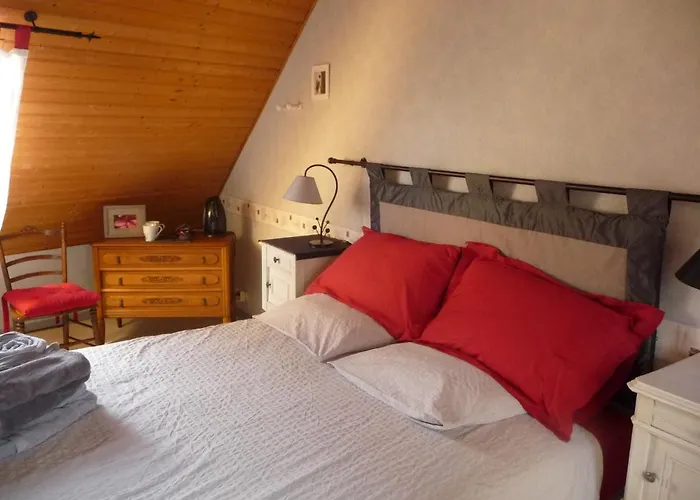 À la MAISON JAUNE