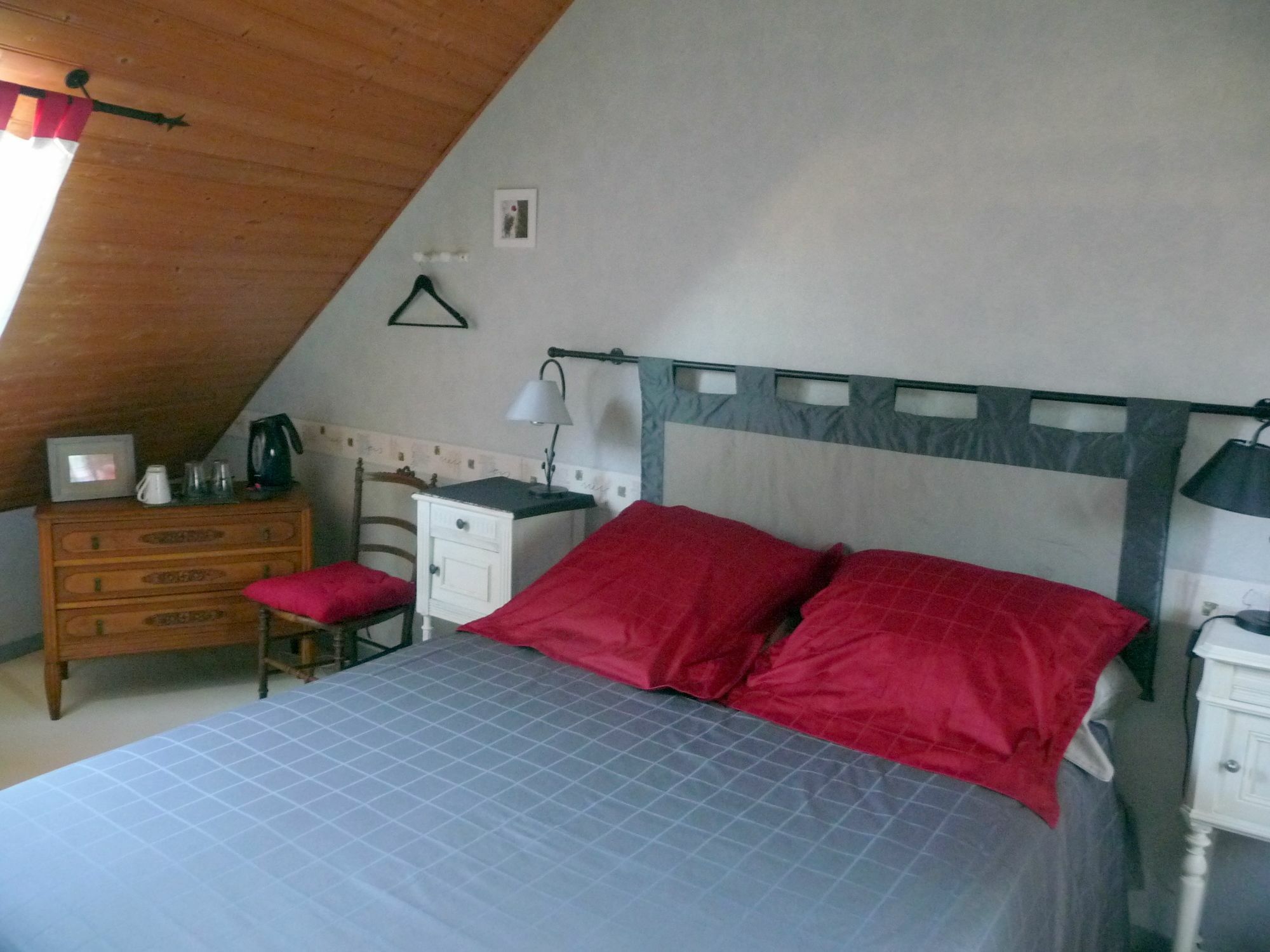 A La Maison Jaune Bed & Breakfast